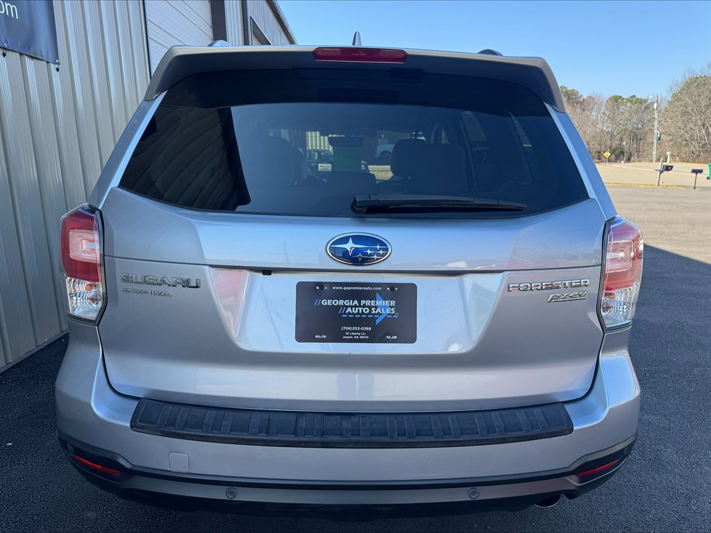 2017 Subaru Forester Limited - Photo 9