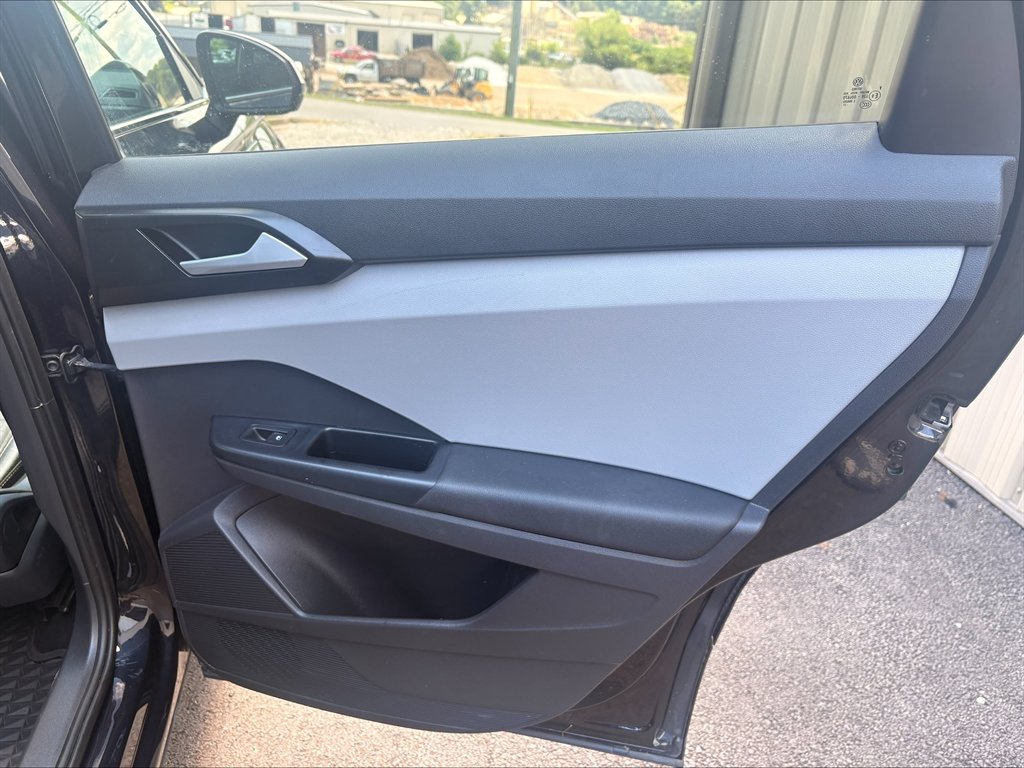 2022 Volkswagen Taos SE - Photo 20