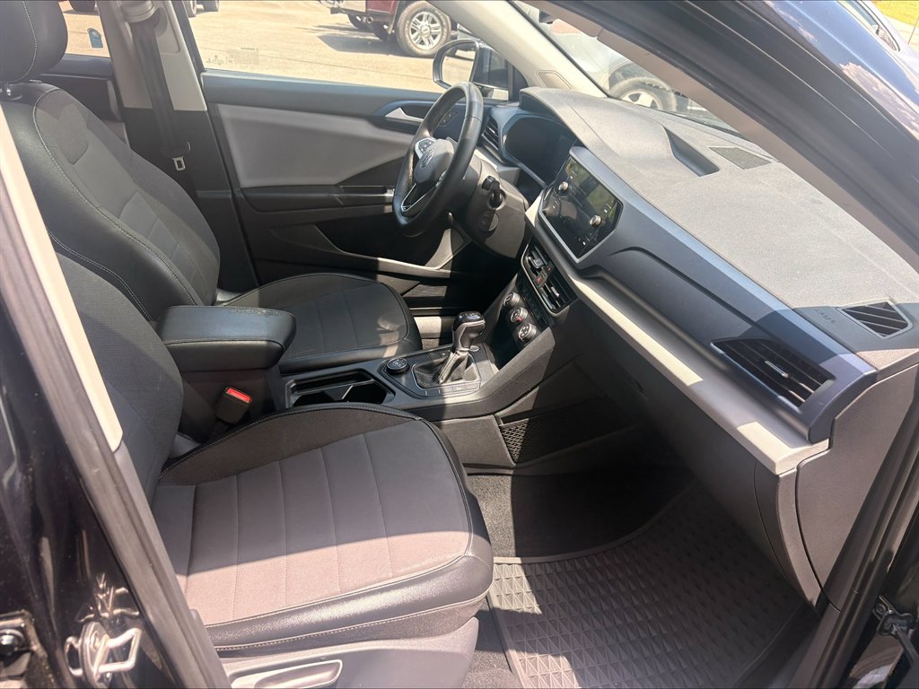 2022 Volkswagen Taos SE - Photo 14