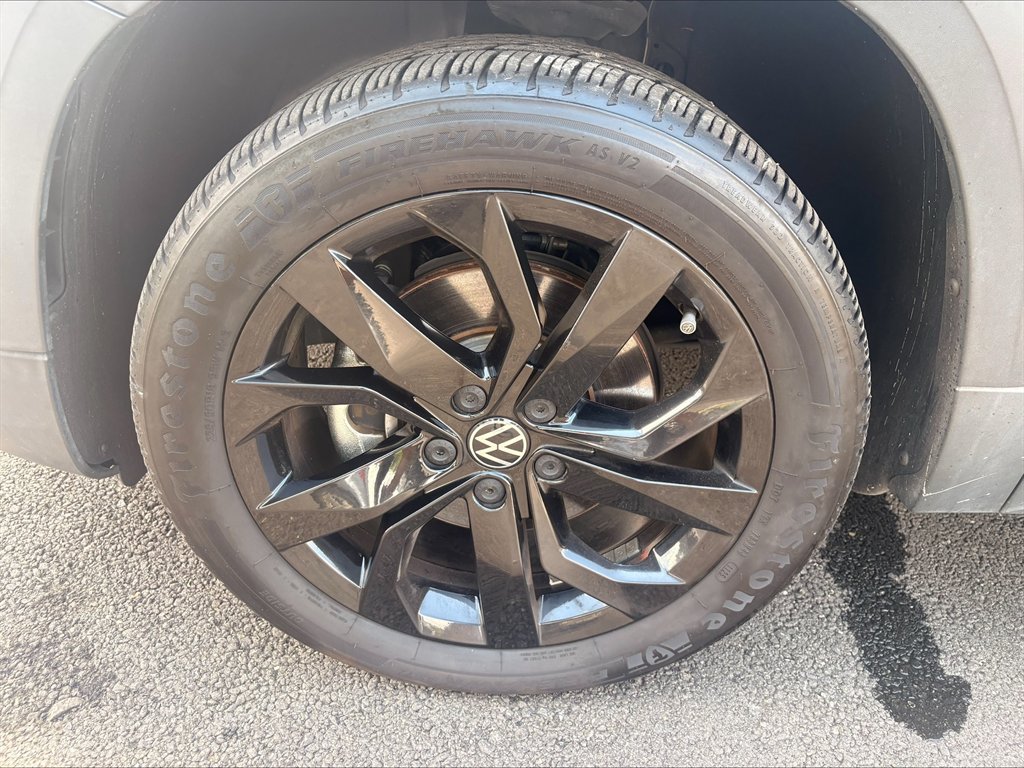 2022 Volkswagen Taos SE - Photo 11